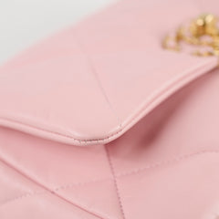 Chanel 19 Small Light Pink Lambskin (microchip)