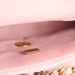 Chanel 19 Small Light Pink Lambskin (microchip)