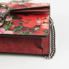 Gucci GG Supreme Blooms Super Mini Dionysus Crossbody Bag