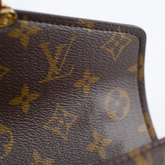 Louis Vuitton Pochette Metis East West Monogram