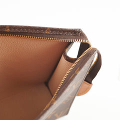 Louis Vuitton Toiletry 19 Monogram