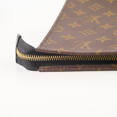 Louis Vuitton Toiletry Pouch 26 Monogram