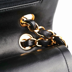 Chanel Medium/Large Classic Double Flap Lambskin Black