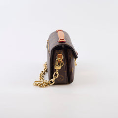 Louis Vuitton Pochette Metis East West Monogram