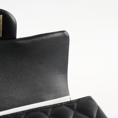 Chanel Top Handle Rectangle Mini Black Lambskin (microchip)