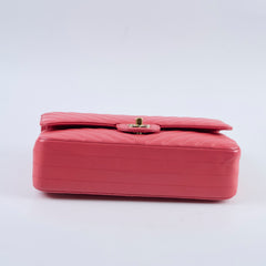 Chanel Medium Chevron Classic Flap Pink Calfskin