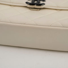 Chanel Caviar Everything Flap White 31 Series