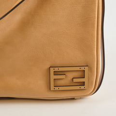 Fendi Simply Shoulder Bag Beige