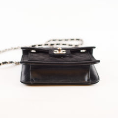 Chanel Single Velvet Flap Black