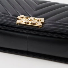 Chanel Old Medium Chevron Lambskin Black
