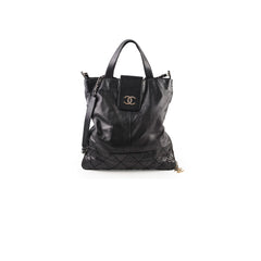 Chanel Diamond Stitched Expandable Leather Zip Tote Blacke