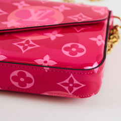 Louis Vuitton Pochette Felicie Valentine Edition Vernis Fuchsia Pink