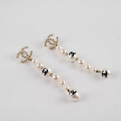 Chanel Pearl/Crystal Long Earring