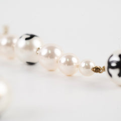 Chanel Pearl/Crystal Long Earring