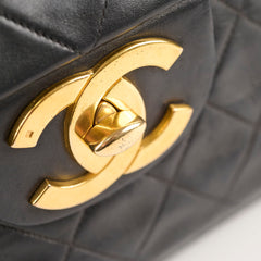 Chanel Vintage Maxi Flap 24K Lambskin Black