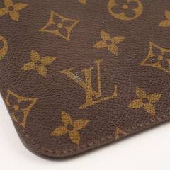 Louis Vuitton Neverfull Monogram Pouch