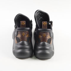 Louis Vuitton Women's Sneaker Black/Monogram Size36.5