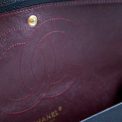 Chanel Jumbo Classic Double Flap Caviar Black - Series 22