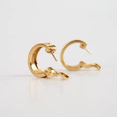 Cartier classic Cartier Love hoop earrings in 18k yellow gold