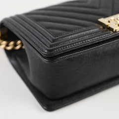 Chanel Old Medium Boy Chevron Caviar Black