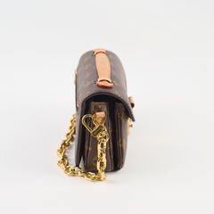 Louis Vuitton Pochette Metis East West