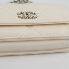 Chanel 19 White Wallet On Chain
