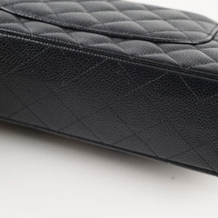 Chanel Caviar Medium Medium/Large Classic Flap