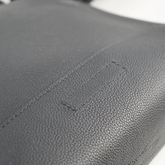 Louis Vuitton Takeoff Messenger Aerogram Collection Black Microchip