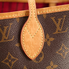 Louis Vuitton Neverfull MM Monogram Shoulder Bag