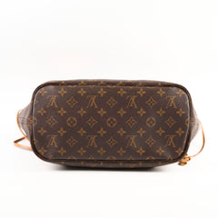 Louis Vuitton Neverfull MM Monogram Shoulder Bag