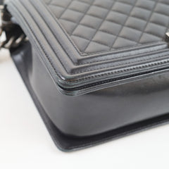 Chanel Boy Lambskin Black New Medium - 21 Series