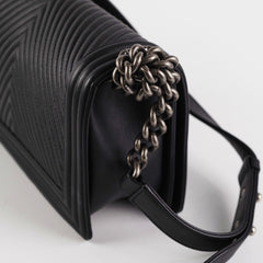 Chanel Old Medium Boy Chevron Black
