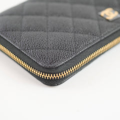 Chanel Classic Long Zip Around wallet Caviar Black