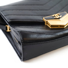 Chanel CC GHW Chevron Flap Calfskin Black