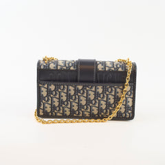 Dior 30 Montaigne East West