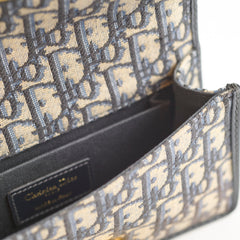 Dior 30 Montaigne East West