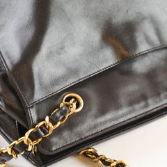 Chanel Vintage CC Chain Tote Black