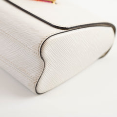 Deal of the Week- Louis Vuitton Louis Vuitton Twist MM White