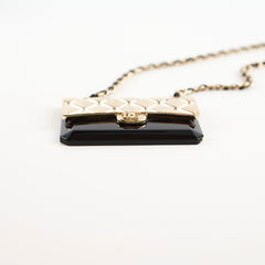 Chanel Gold Metal & Black Resin Flap Necklace Card holder