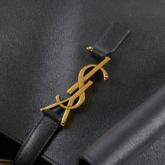Saint Laurent LE 5 À 7 supple small IN GRAINED LEATHER