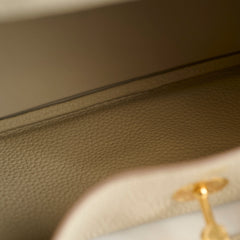 Hermes Lindy 26 Clemence Beton - D Stamp