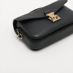 Louis Vuitton Pochette Metis East West Empriente Black