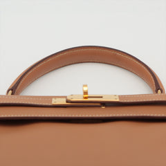 Hermes Kelly 28 Box Calf Gold - V Stamp