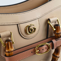 Gucci Diana Medium Tote in Beige