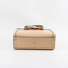 Gucci Diana Medium Tote in Beige