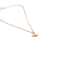 Bvlgari diva mother of pearl rose gold necklace