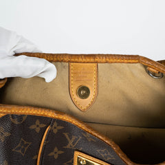 Louis Vuitton Galliera PM Monogram