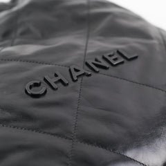 Chanel 22 Handbag Medium So Black (Microshipped)