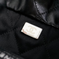 Chanel 22 Handbag Medium So Black (Microshipped)
