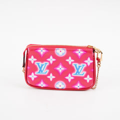 Louis Vuitton Mini Pochette Vernis Pink
